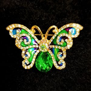 🦋💚 Butterfly Swarovski Crystal Brooch
